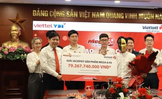 Office worker wins Mega 6/45 jackpot worth about 79.26 billion dong