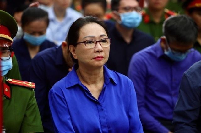 THADS Ho Chi Minh City seeks an auction organizer for two white Hermès handbags belonging to Truong My Lan