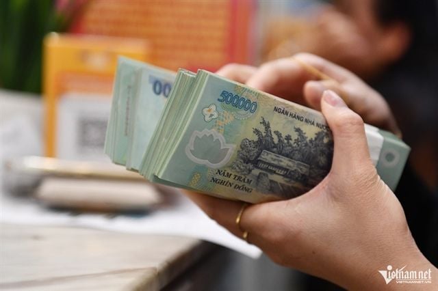 Credit-card loan grows from 11 million dong to 188 million dong