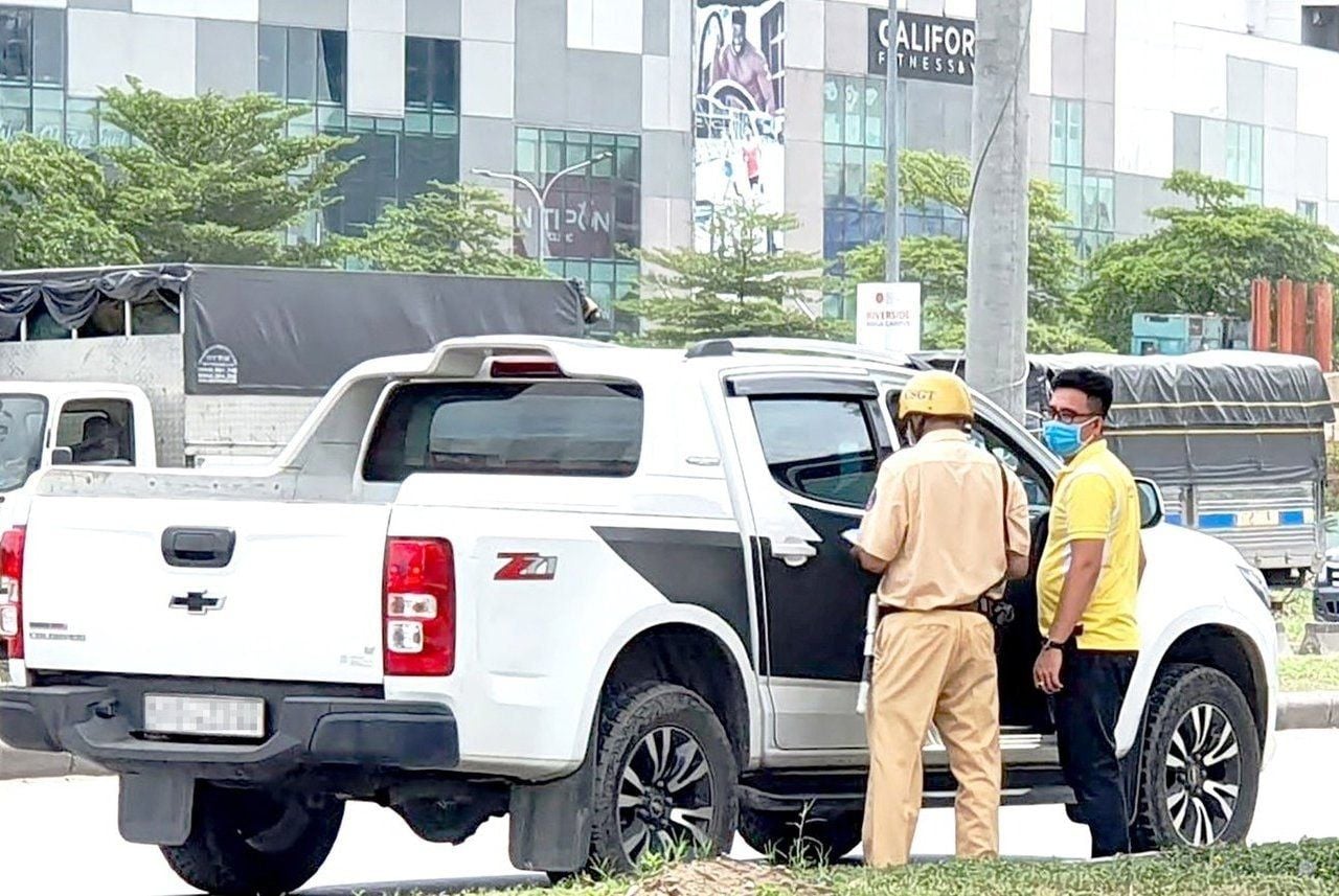 Classifying high-end pickups as light-duty trucks: citizen petition and the Vietnam Register's response