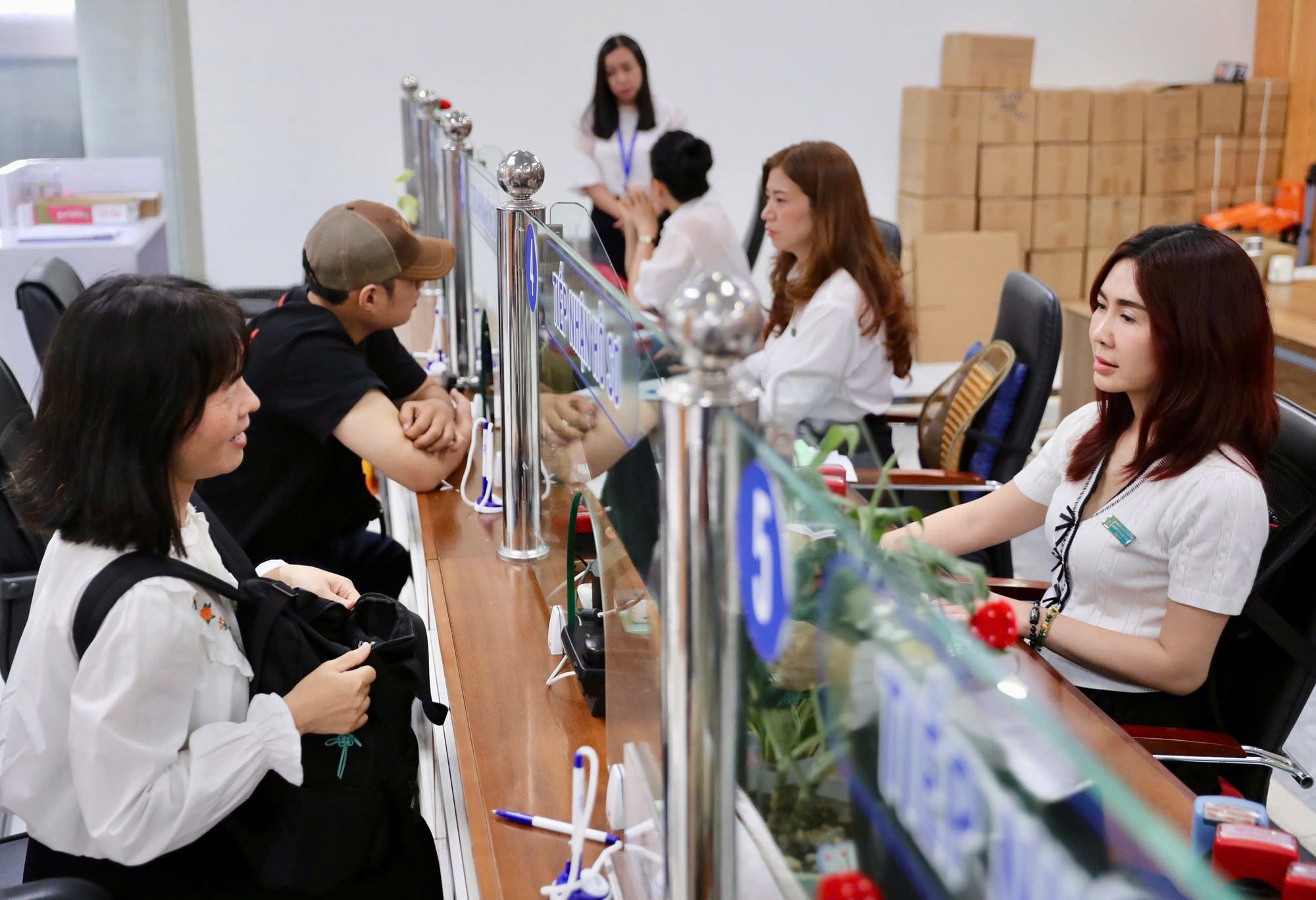 Doanh nghiệp nợ BHXH: Chốt sổ BHXH để bảo vệ quyền lợi người lao động khi đóng góp bị chậm