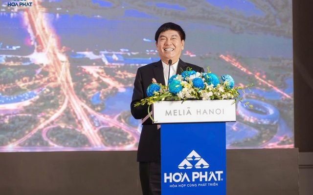 Billionaire Trần Đình Long tells shareholders to stay confident