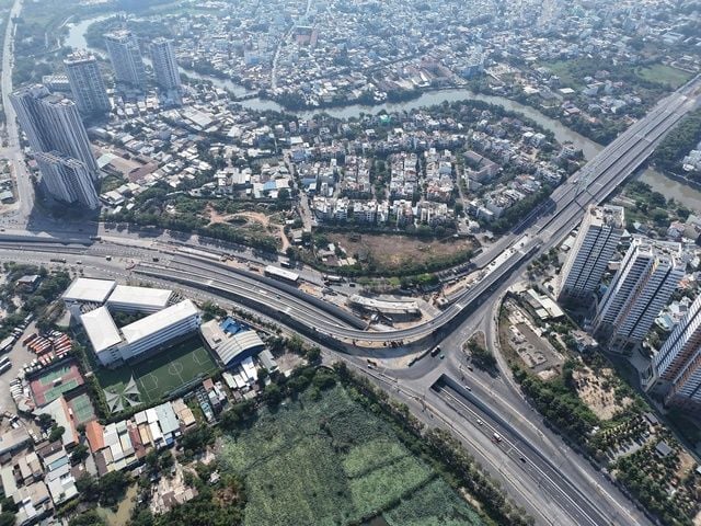 N3 overpass at An Phú junction opens, enabling direct left turn from Mai Chí Thọ to Đồng Văn Cống