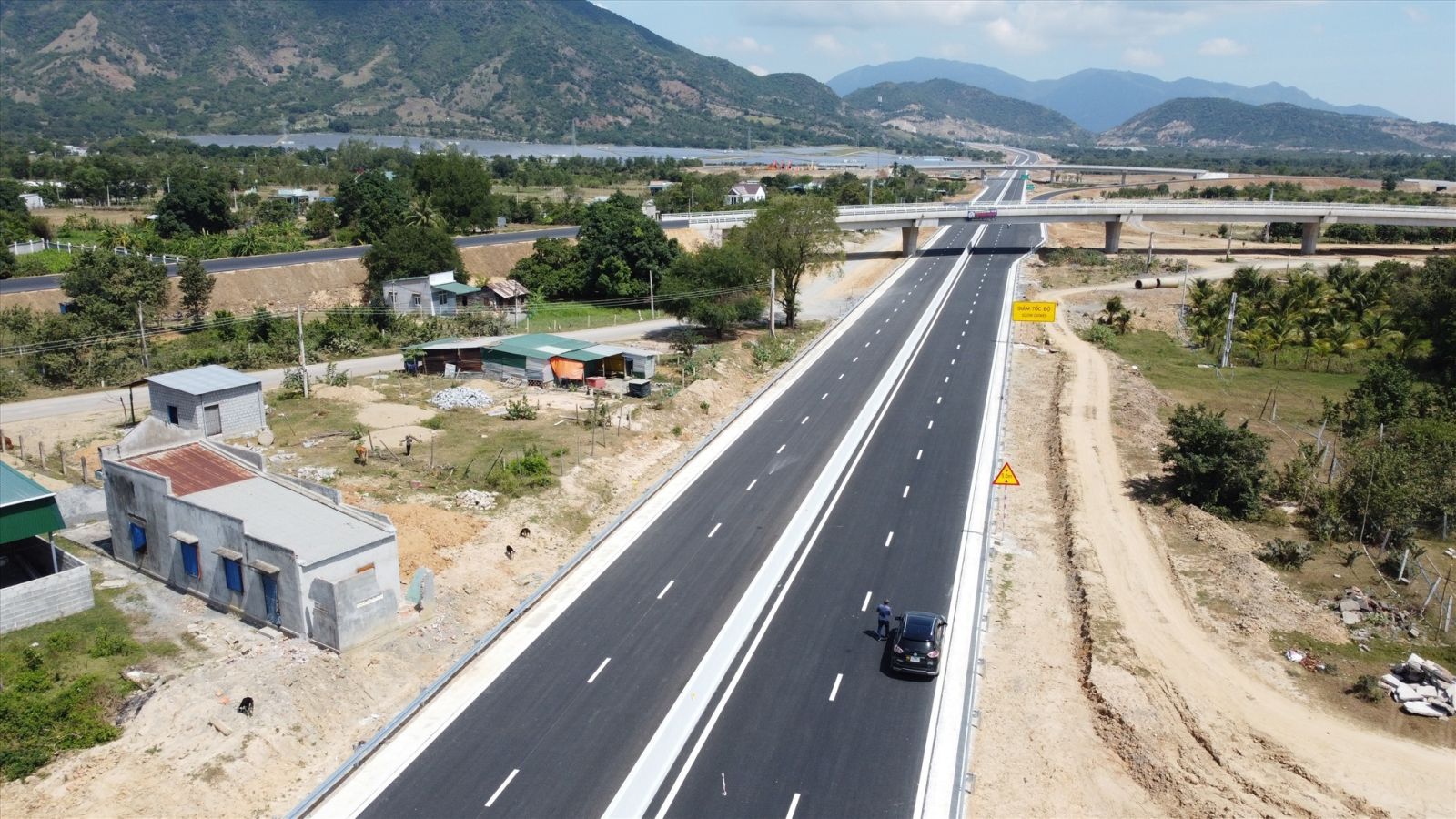 Cao tốc Nha Trang - Cam Lâm, Vĩnh Hảo - Phan Thiết