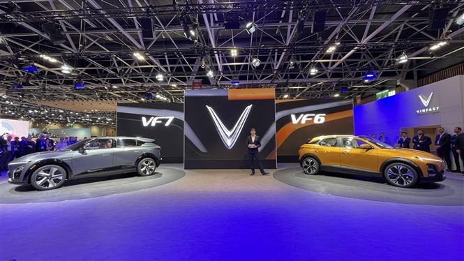 Triển lãm Paris Motor Show tại Pháp đánh dấu khởi đầu của Vinfast