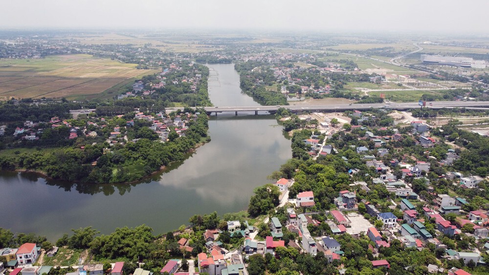 cầu vượt sông Châu Giang