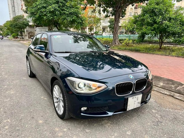 Khách hàng có thể mua được một chiếc BMW 116i đời 2014 hiện có giá 400 - 450 triệu đồng. Ảnh: Thanh niên 