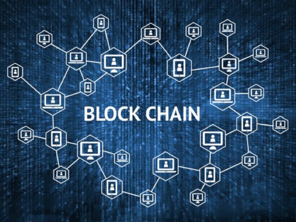 Blockchain có thể hiểu là một cuốn sổ cái điện tử lưu giữ mọi thông tin giao dịch và bảo đảm dưới bất kỳ hình thức nào cũng không bị thay đổi.