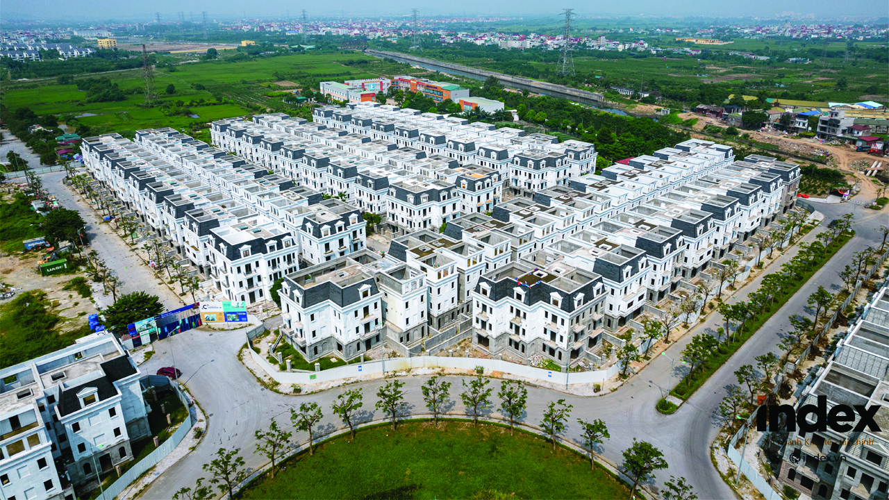 Solasta Mansion là dự án biệt thự nằm tại Khu B của KĐT mới Dương Nội do chủ đầu tư Nam Cường Group phát triển trên quỹ đất rộng lên tới 11,3 ha. 