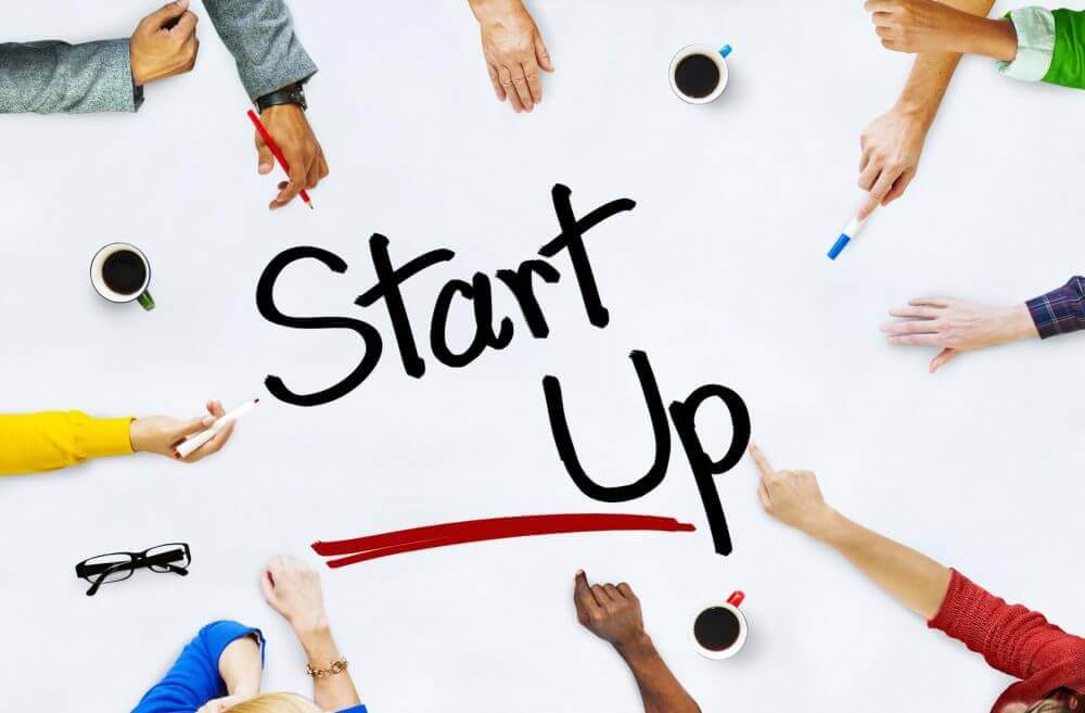 Startup là thuật ngữ nói về các "tấm chiếu mới" được khởi đầu bởi một vài người sáng lập