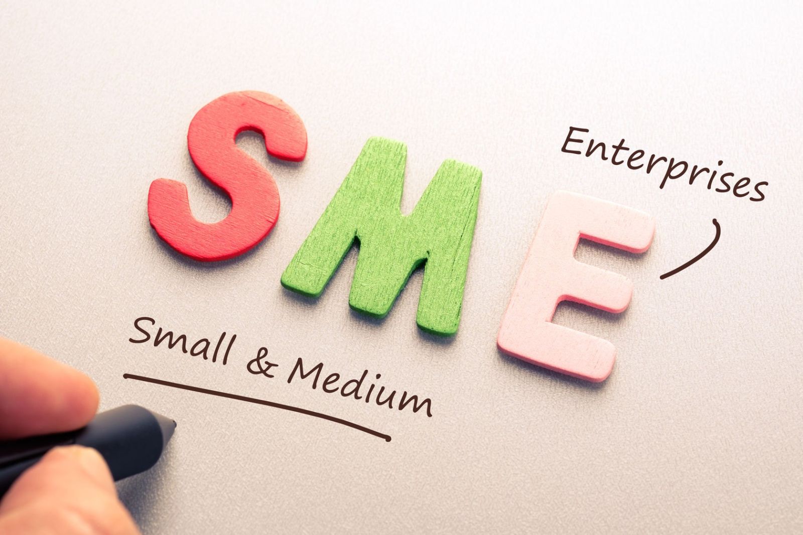 Doanh nghiệp SME chiếm tới 95% tổng số các doanh nghiệp trên toàn cầu và tạo nên 50% công việc cho người lao động.