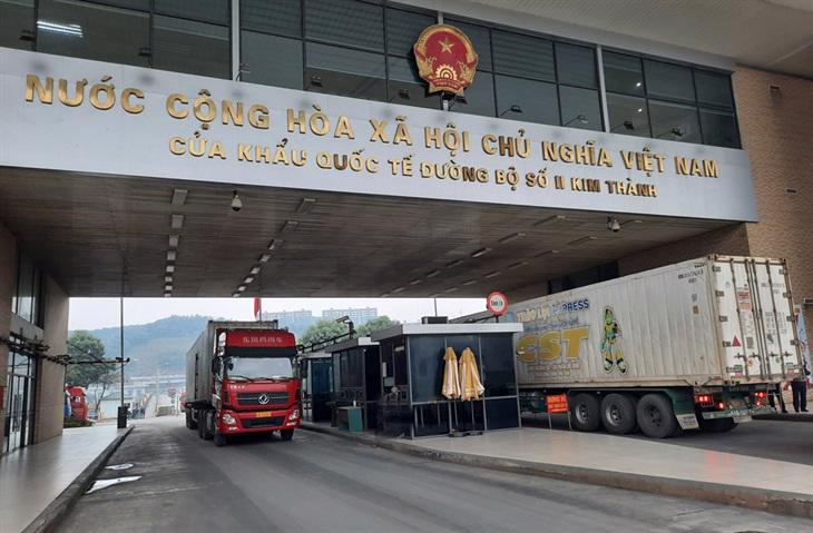 Lào Cai sẽ có thêm 02 cặp cửa khẩu quốc tế và 06 lối thông quan/đường chuyên dụng vận chuyển hàng hóa trên tuyến biên giới đất liền Việt Nam - Trung Quốc 