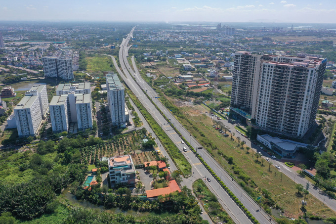 Bất động sản khu Đông TP HCM với các dự án chung cư, nhà phố, đất nền, căn hộ... quanh khu vực Thủ Thiêm, tháng 2/2022. 