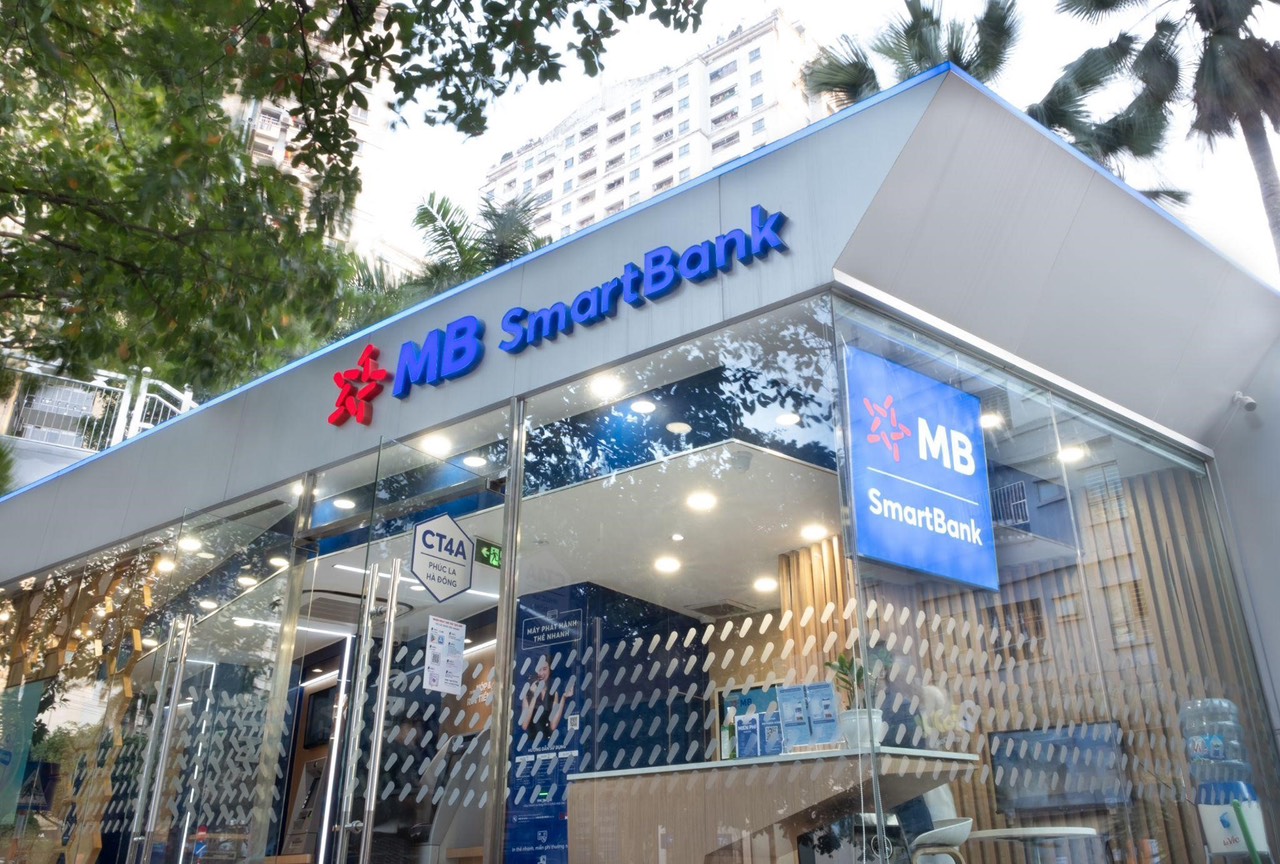 Hệ thống ngân hàng thông minh MB SmartBank.