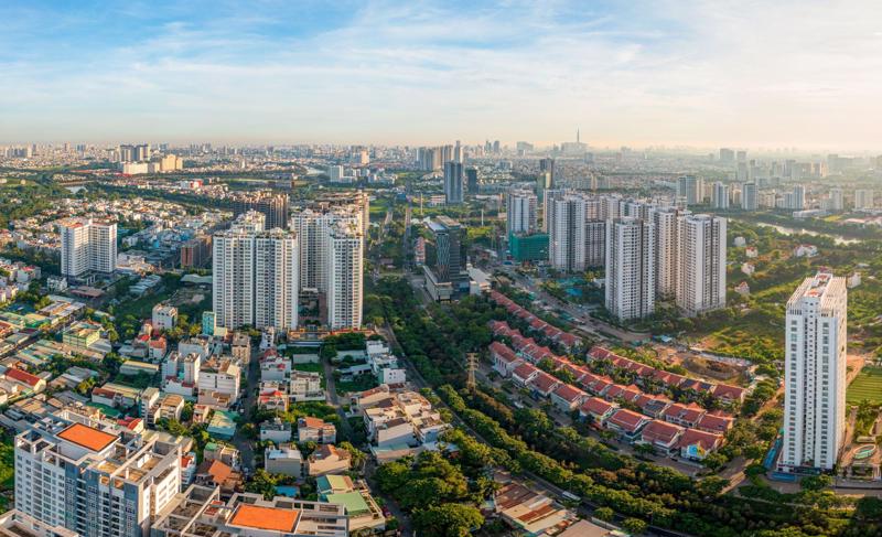 TS. Lê Xuân Nghĩa: Giá bất động sản tại Hà Nội và TP.HCM trong tương lai sẽ đắt hơn cả Singapore