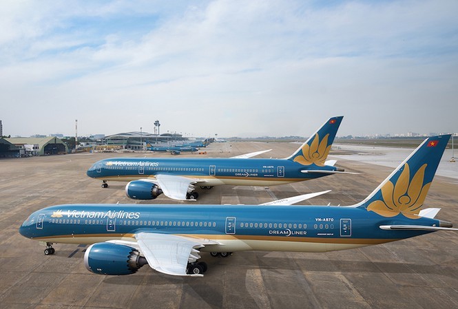 Nhận tin xấu, cổ phiếu Vietnam Airlines bị bán tháo