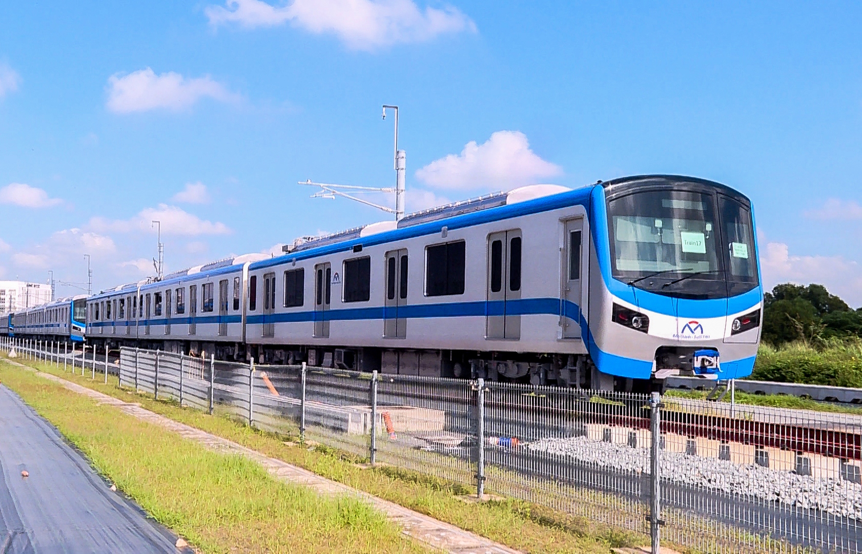 Metro Bến Thành - Suối Tiên chạy thử vào cuối tháng 8